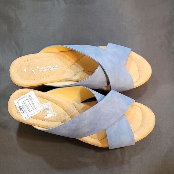 BRAND NEW CL BY LAUNDRY WOMEN"S DREAM DAY SANDAL - Picture 11 of 16